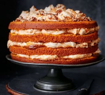 pumpkin-caramel-cake
